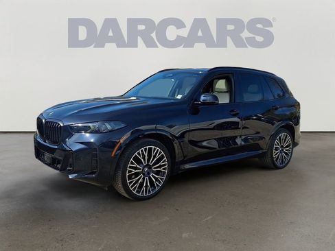 Used 2026 BMW X5 xDrive40i w/ M Sport Package image 3