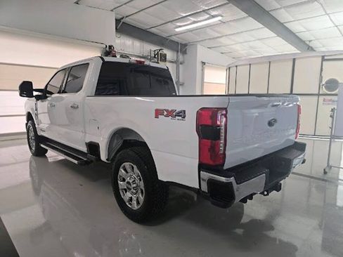 Used 2023 Ford F250 Lariat w/ Chrome Package AWD/4WD image 3