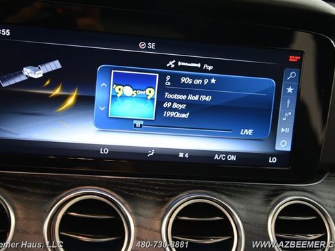 Used 2018 Mercedes-Benz E 300 w/ Premium 1 Package image 30