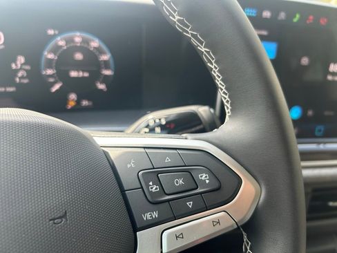 New 2026 Volkswagen Tiguan S FWD image 22