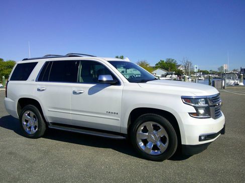 Used 2016 Chevrolet Tahoe LTZ AWD/4WD image 5
