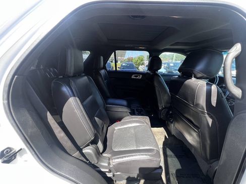 Used 2014 Ford Explorer Sport w/ Equipment Group 401A AWD/4WD image 12