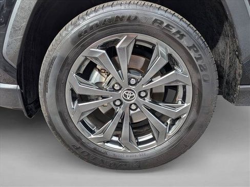 Used 2023 Toyota RAV4 Limited AWD/4WD image 22