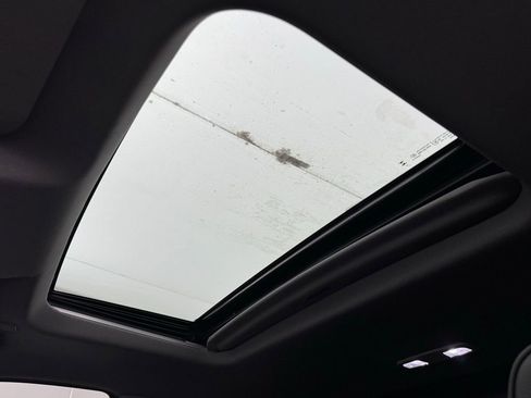 Used 2024 GMC Sierra 1500 Denali image 5