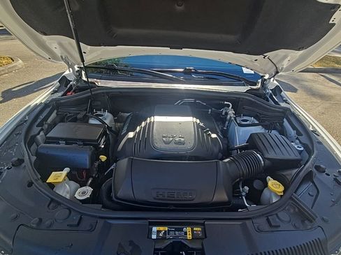 Used 2023 Dodge Durango R/T w/ Hemi Orange Plus Package image 36