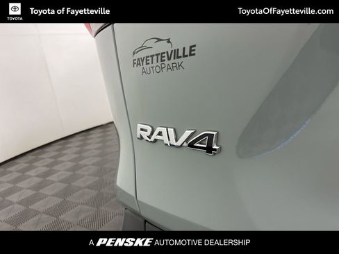 Used 2020 Toyota RAV4 XLE image 19