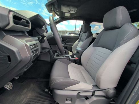 Used 2024 Toyota Tacoma TRD Sport AWD/4WD image 13