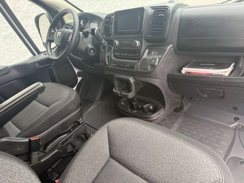 Used 2023 RAM ProMaster 2500 FWD image 14