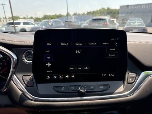 Used 2025 Chevrolet Blazer LT w/ Convenience Package image 18