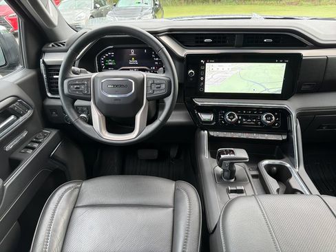 Used 2025 GMC Sierra 1500 Denali w/ Denali Reserve Package AWD/4WD image 2