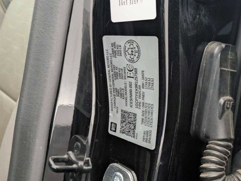 Used 2024 Chevrolet Colorado ZR2 w/ ZR2 Bison Edition image 34