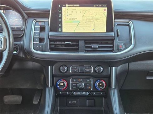 Used 2022 Chevrolet Tahoe Z71 w/ Luxury Package image 16