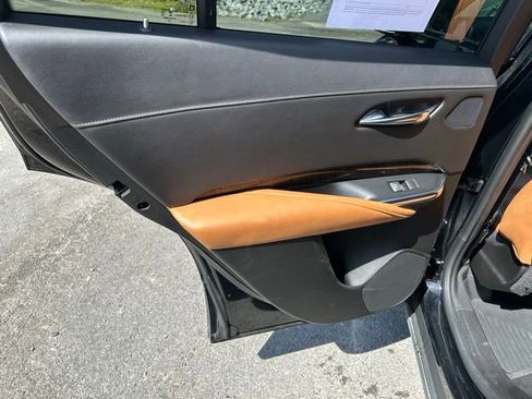 Used 2019 Cadillac XT4 Sport AWD/4WD image 23