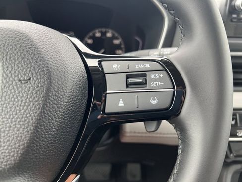 New 2025 Honda Pilot EX-L image 15