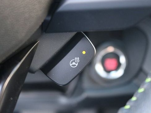 Used 2025 Subaru Outback Onyx Edition image 34