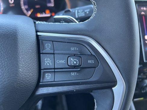 Certified 2023 Jeep Grand Cherokee Altitude AWD/4WD image 21