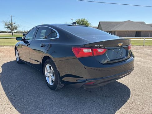 Used 2019 Chevrolet Malibu LS image 3