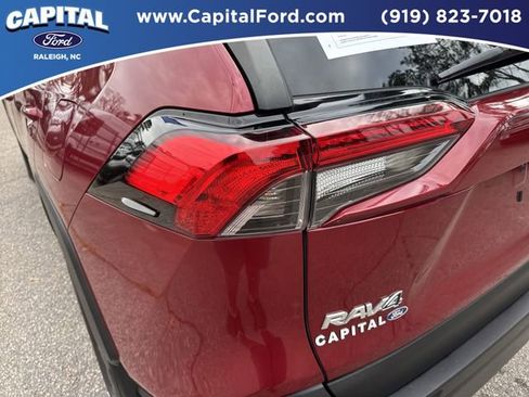 Used 2019 Toyota RAV4 XLE image 15