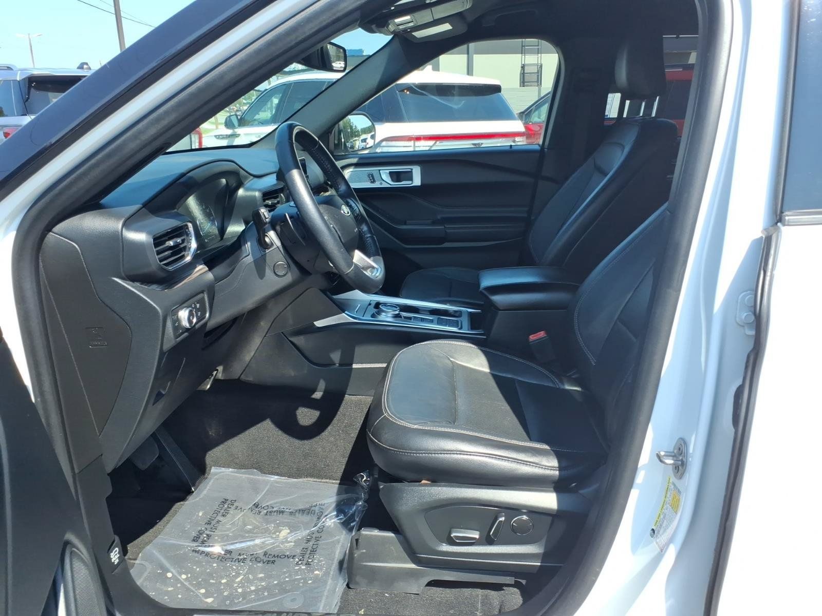 Used 2020 Ford Explorer Limited RWD image 8