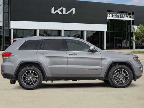 Used 2018 Jeep Grand Cherokee Limited image 7