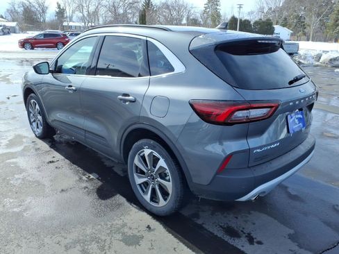 Used 2025 Ford Escape Platinum image 3