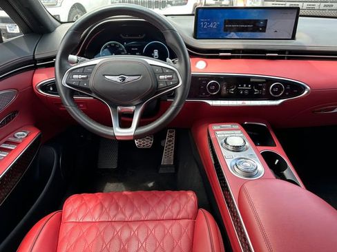 Used 2024 Genesis GV70 3.5T Sport w/ Sport Prestige Package AWD/4WD image 19