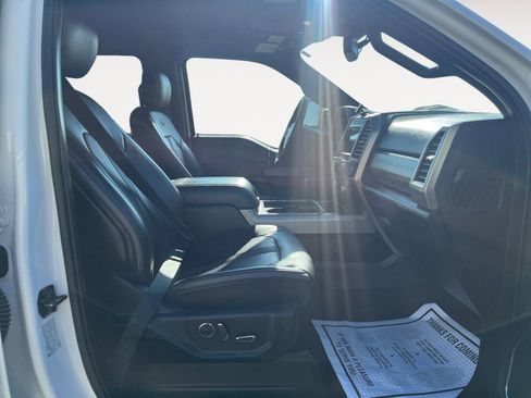 Used 2021 Ford F450 Platinum w/ FX4 Off-Road Package image 15