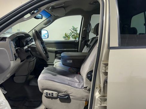 Used 2004 Dodge Ram 1500 Truck SLT w/ Trailer Tow Group image 9