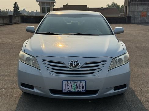 Used 2008 Toyota Camry LE FWD image 8