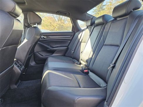 Used 2022 Honda Accord Sport image 24