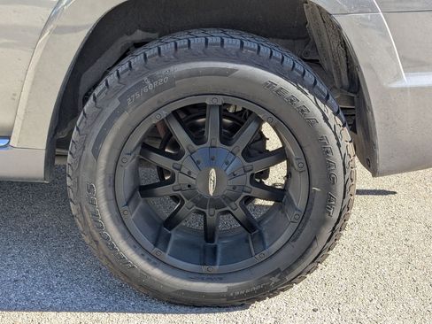 Used 2014 Toyota 4Runner Limited image 25