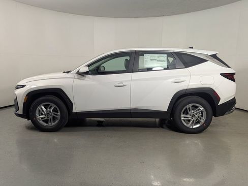 New 2026 Hyundai Tucson SE FWD image 4