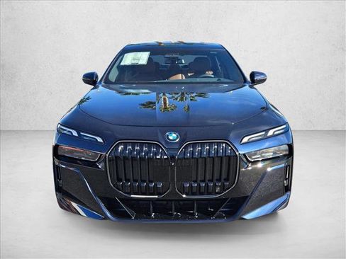 New 2026 BMW 750e xDrive AWD/4WD image 6