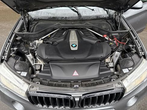Used 2015 BMW X5 xDrive50i image 31