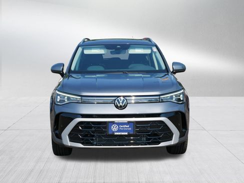 Certified 2025 Volkswagen Taos SEL AWD/4WD image 2