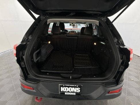 Used 2017 Jeep Cherokee Trailhawk image 26