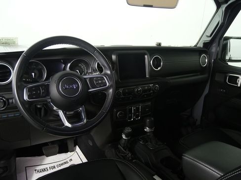 Used 2021 Jeep Wrangler Unlimited Sahara image 18