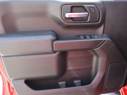 Used 2023 Chevrolet Silverado 1500 Custom Trail Boss w/ LPO, Dark Essentials Package AWD/4WD image 7