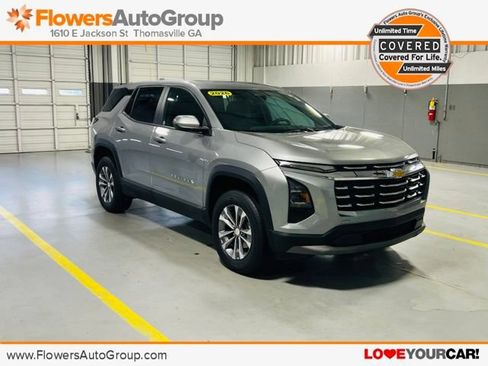 Used 2026 Chevrolet Equinox LT FWD image 1