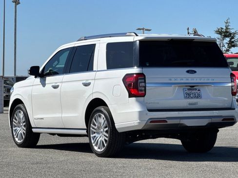 Used 2024 Ford Expedition Platinum AWD/4WD image 6