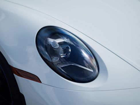 Used 2022 Porsche 911 GT3 RWD image 33