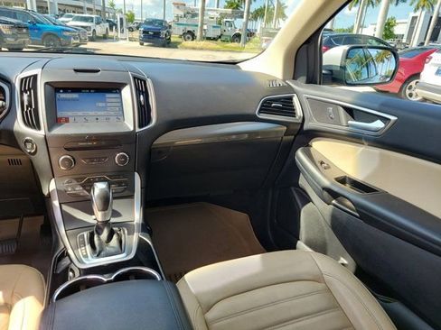 Used 2017 Ford Edge SEL w/ Equipment Group 201A FWD image 22