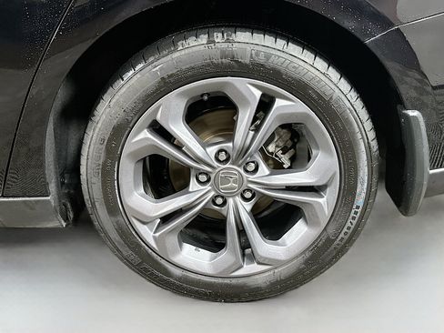 Used 2023 Honda Accord EX image 30