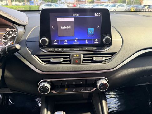 Used 2021 Nissan Altima 2.5 SR image 18