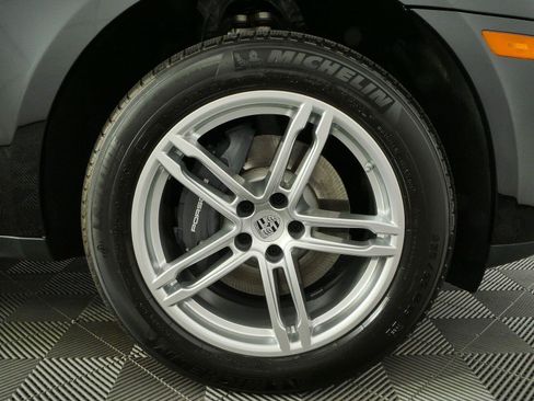 New 2026 Porsche Macan Turbo AWD/4WD image 41
