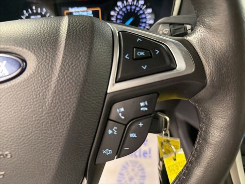 Used 2014 Ford Fusion SE w/ Equipment Group 202A FWD image 17