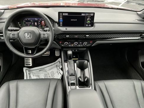 Used 2025 Honda Accord Sport image 13