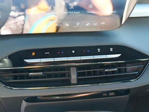 New 2026 Buick Enclave Sport Touring w/ Super Cruise Package image 16