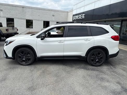 Used 2023 Subaru Ascent Onyx Edition Limited AWD/4WD image 2