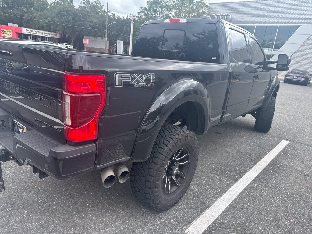Used 2022 Ford F250 Lariat w/ Black Appearance Package AWD/4WD image 6